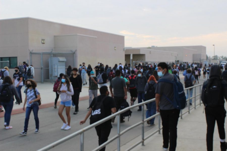 Students return back to Ridgeview High School during Covid times 